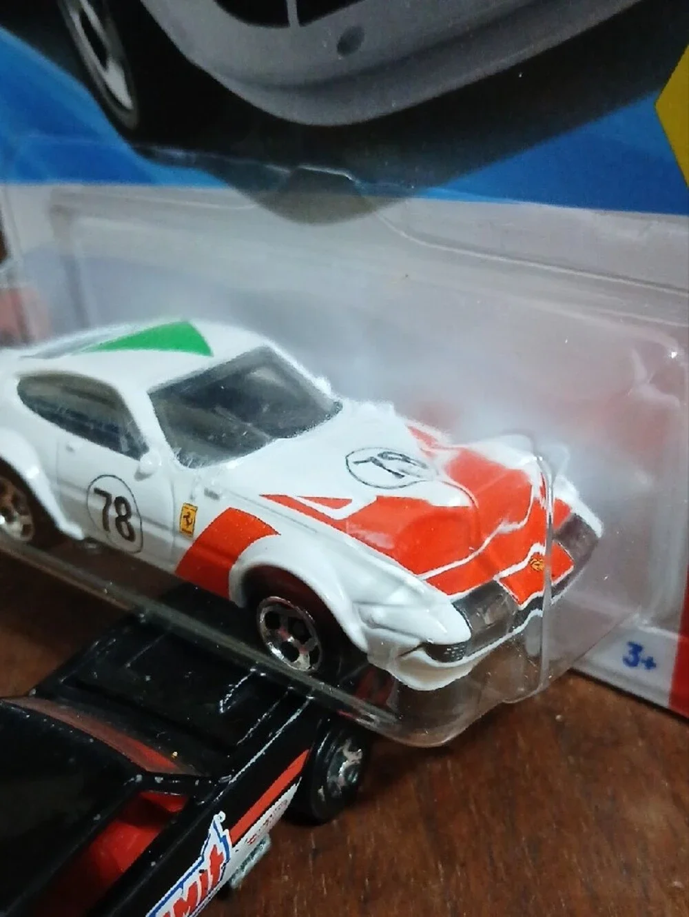 Ferrari 365 GTB4 Competizione Toy Car - Hot Wheels 1/64